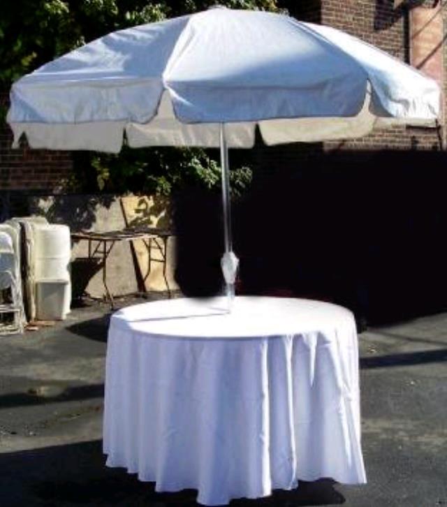 Where to rent TABLE 5  RD UMBRELLA HOLE in Denver NC