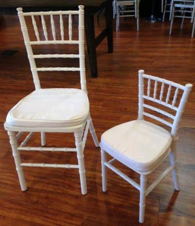 Where to rent PAD KIDS CHIAVARI CHAIR WHITE in Denver NC