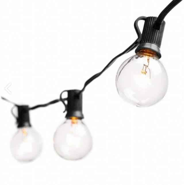 Where to rent LIGHT 100FT BLACK STREAMER SET in Denver NC